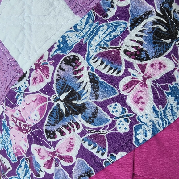 Handmade purple and white butterfly patchwork lap quilt - Picture 7 of 10